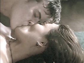 美国学生的亚洲性别的视频放学后色情女同性恋者的手表