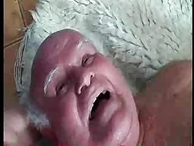 想要色情的老这样一个美丽妈的辣妹脱了衣服，